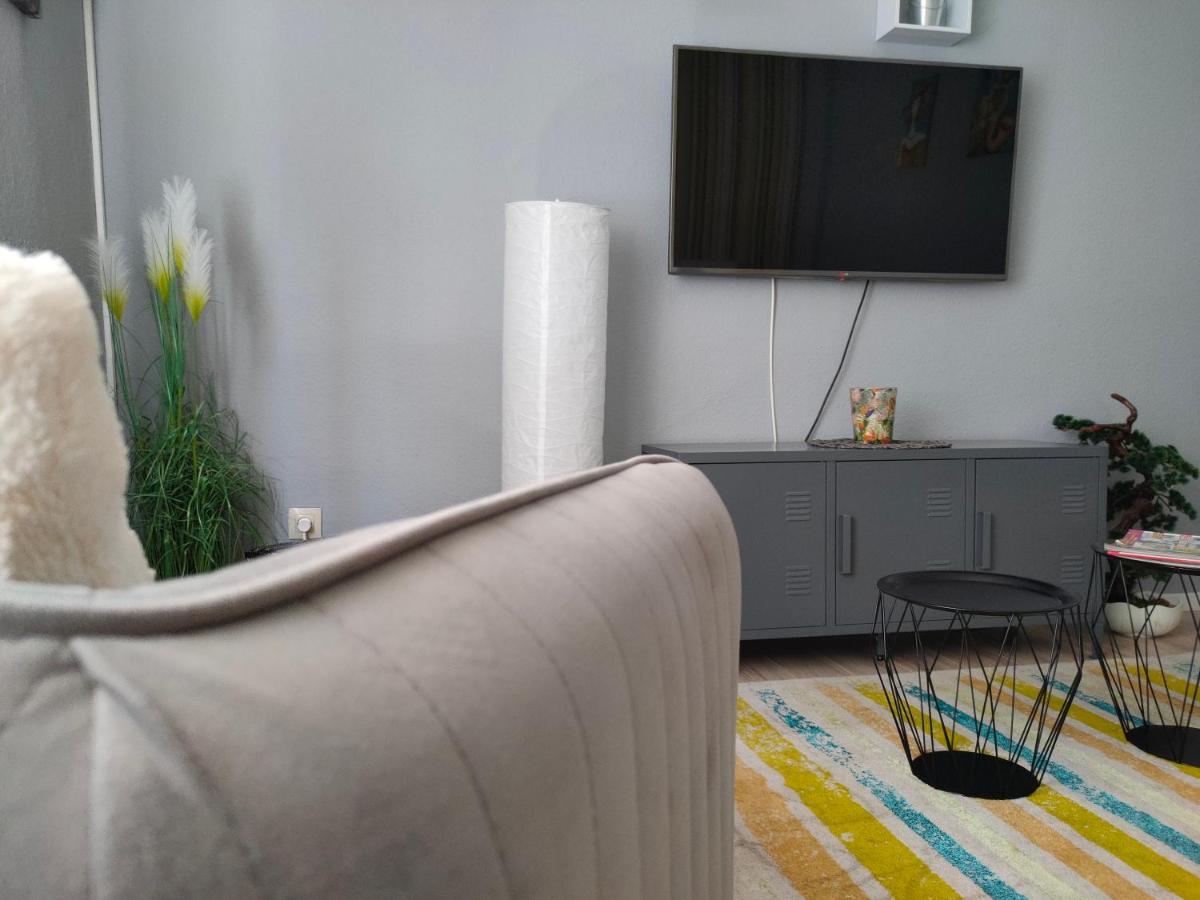 Pe-Ki Apartman Petfurdo Διαμέρισμα Várpalota Εξωτερικό φωτογραφία